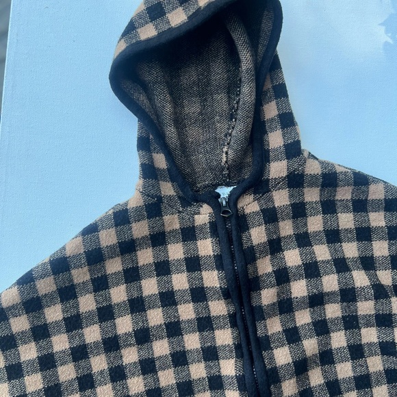 Zara Baby Knitwear Plaid Checkered Poncho - Picture 10 of 10